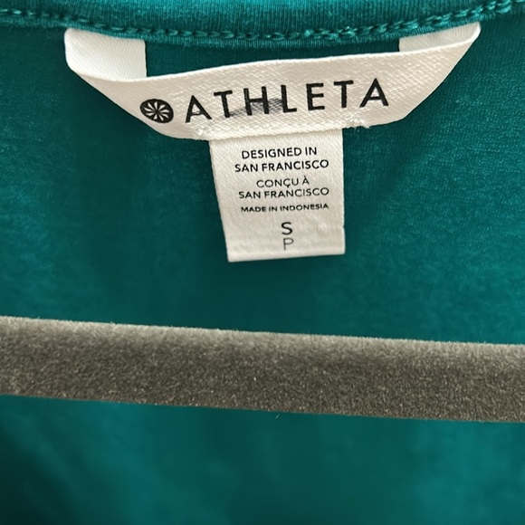 Athleta Outbound Scoopneck Tank Teal Emerald Green Size Small Oversized - Picture 7 of 7